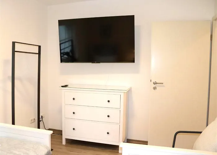 Schoene Vor Den Toren Pullman Citys Drei Aicha vorm Wald