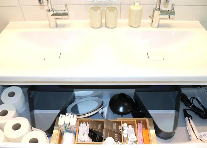 Schoene Vor Den Toren Pullman Citys Drei * Aicha vorm Wald